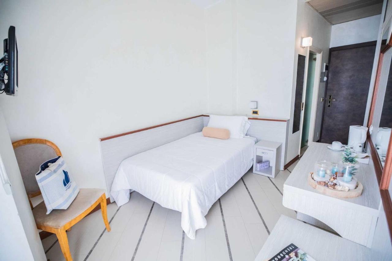 Hotel Gambrinus - Valentini Family Village Bellaria – Igea Marina Kültér fotó