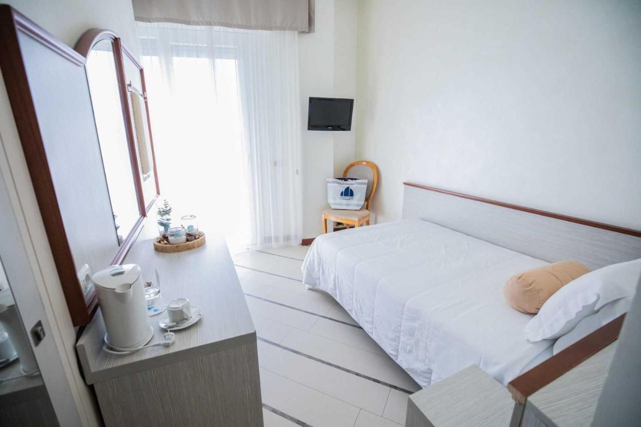 Hotel Gambrinus - Valentini Family Village Bellaria – Igea Marina Kültér fotó